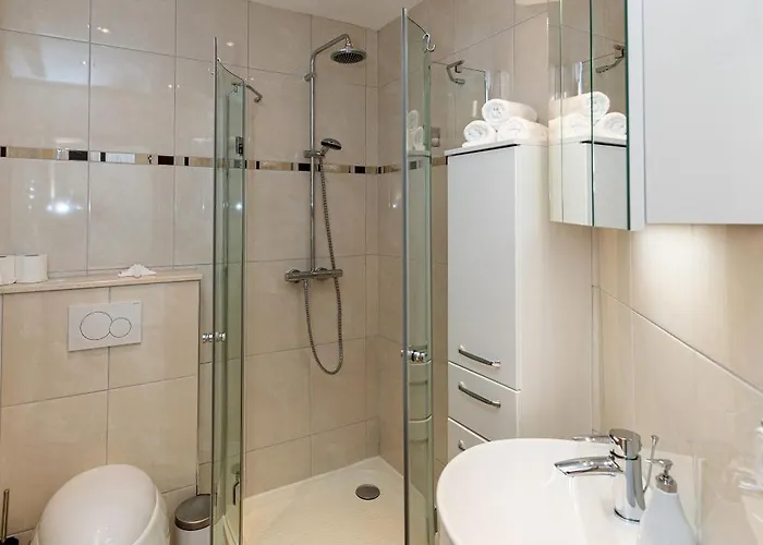 Panorama 茨里克韦尼察