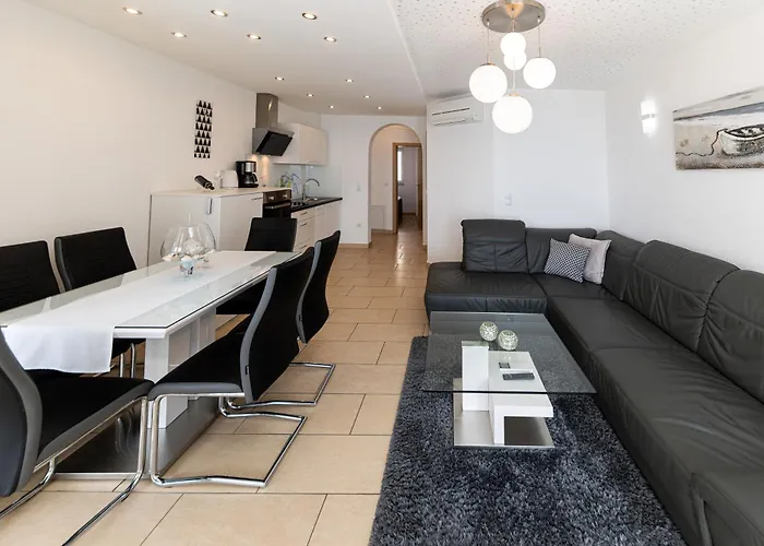 Panorama 公寓 茨里克韦尼察